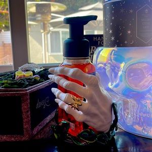 Bath and Body Works Soap Holder